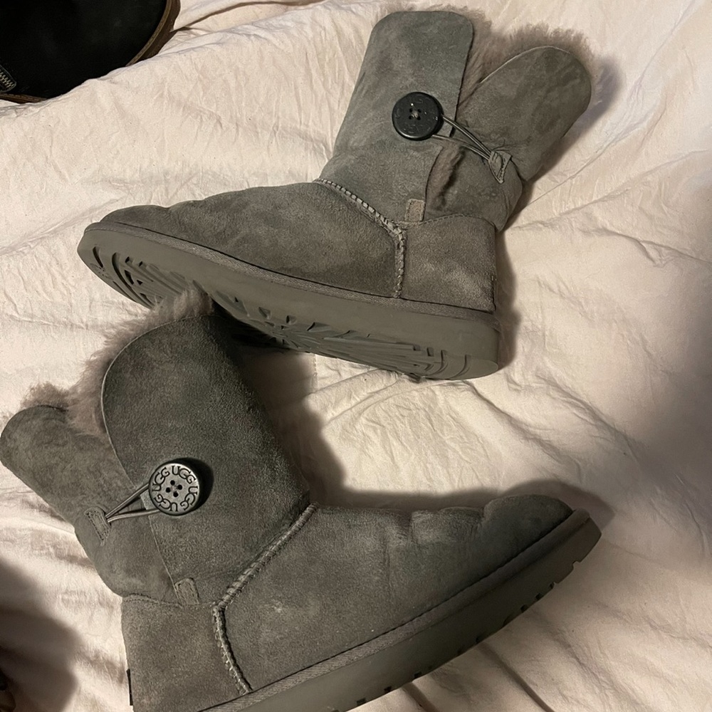 Ugg Bailey Button Ii Boot - image 1